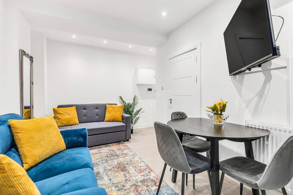 לונדון Luxstay Holland Park Apartment With Ac מראה חיצוני תמונה